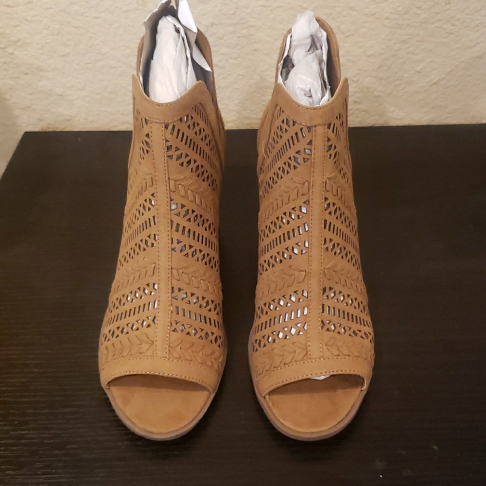 Steve Madden open toe boots